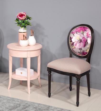 Guridon rond Pierre-Louis de style Directoire ralise en Chne massif Finition Rose Poudr SEULEMENT 1 DISPONIBLE