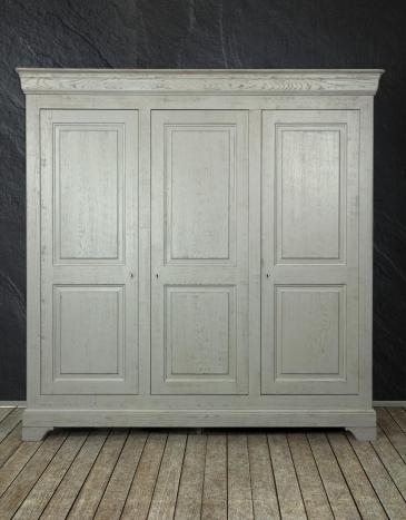 Armoire 3 portes Anne-Lise ralise en Chne Massif de style Louis Philippe Finition Chne Bross Gris