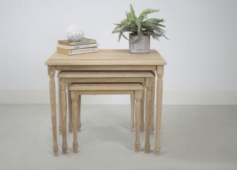 Table Gigognes en Chne Massif de style Louis Philippe 