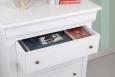 Commode 4 tiroirs Guillaume ralise en chne de style Louis Philippe Finition Chne Bross Ivoire SEULEMENT 1 DISPONIBLE