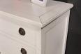 Commode 5 tiroirs Yvan ralise en Chne de style Directoire Chne Ivoire n2 patin SEULEMENT 1 DISPONIBLE