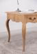 Bureau Ministre ralis en Chne de Style Louis XV Finition Chne bross Naturel Patin, moleskine noir au milieu